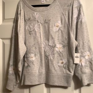 Women’s Embroidered Sweatshirt